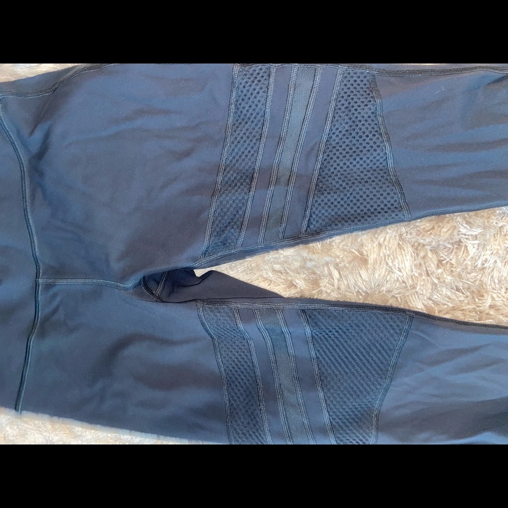Barely worn Lululemon full length leggings